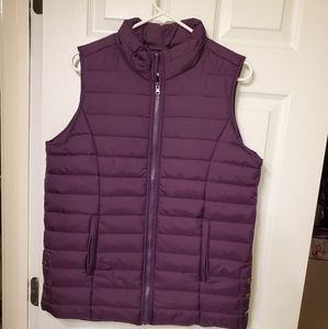 Women's size medium purple puffy vest
